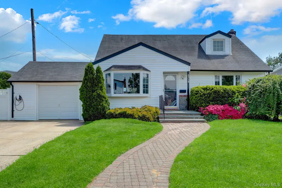 2718 Rowehl Drive, East Meadow, NY 11554 - #3