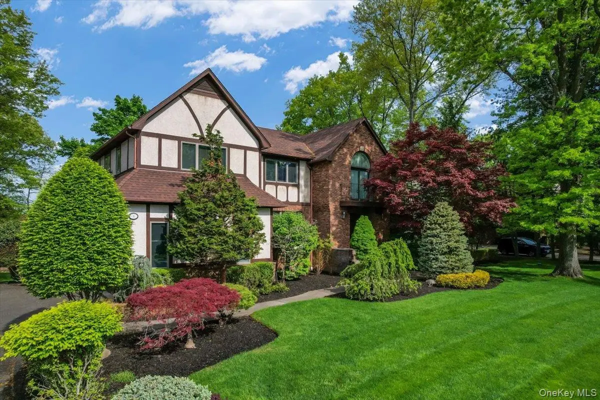 11 Bartlett Road, Monsey, NY 10952 - #1