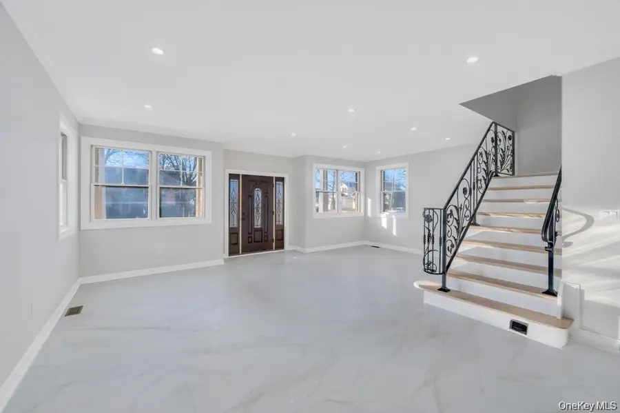 143 Emerson Avenue, Floral Park, NY 11001 - #2