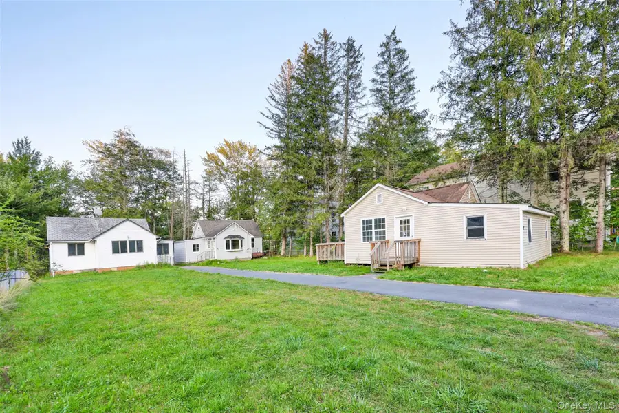 22 Edgewood Place, South Fallsburg, NY 12779 - #2