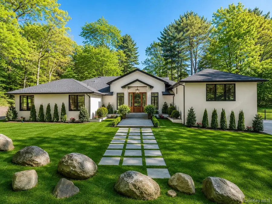 20 The Hollows S, Muttontown, NY 11732 - #3