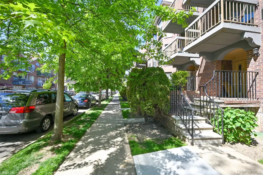 71-21 163rd Street #3202, Fresh Meadows, NY 11365 - #2