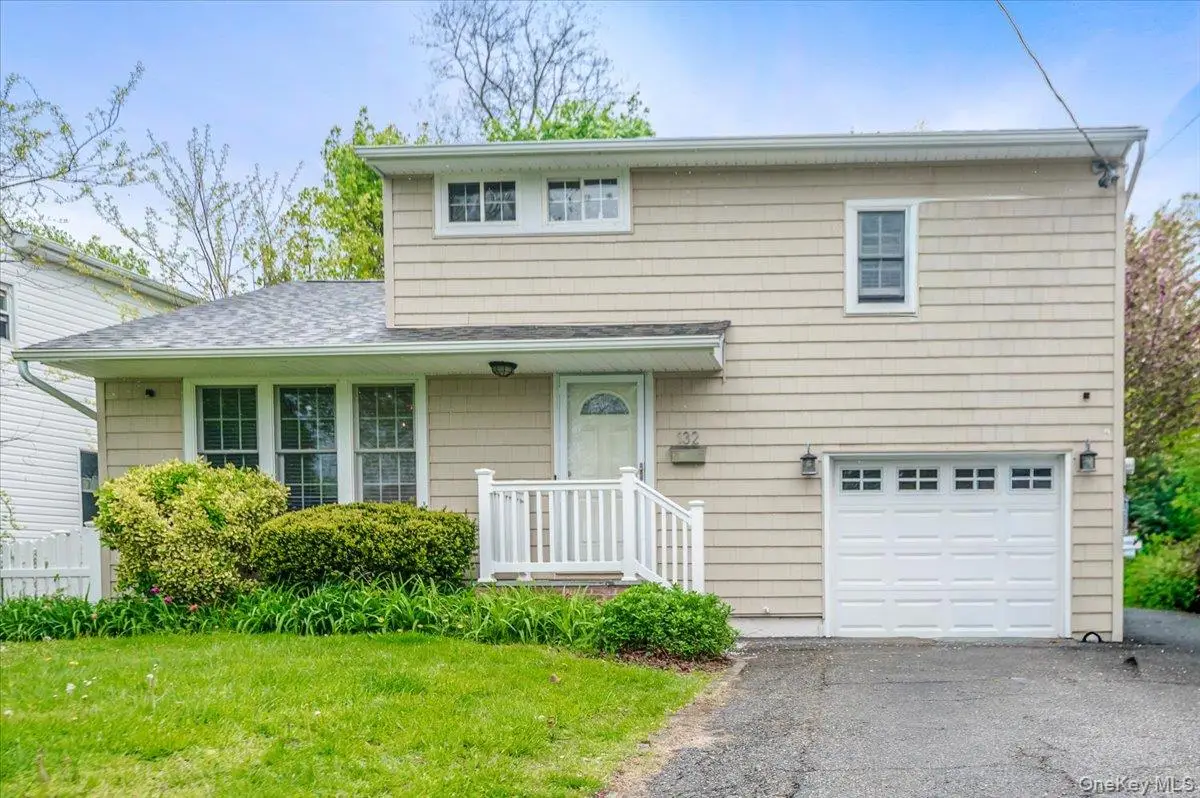132 Litchfield Avenue, Babylon, NY 11702 - #1
