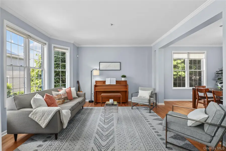 65 Eldorado Court, White Plains, NY 10603 - #3