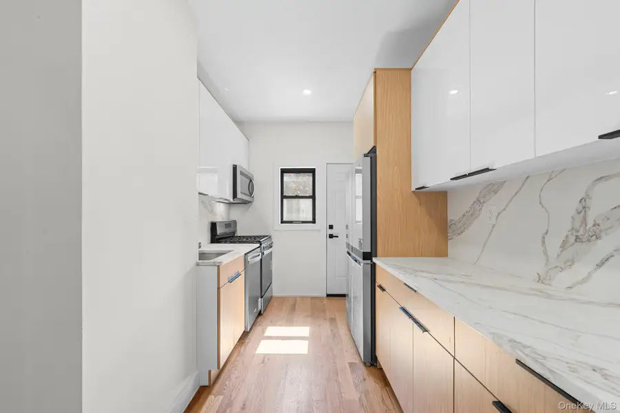 9016 102nd Street, Richmond Hill, NY 11418 - #3