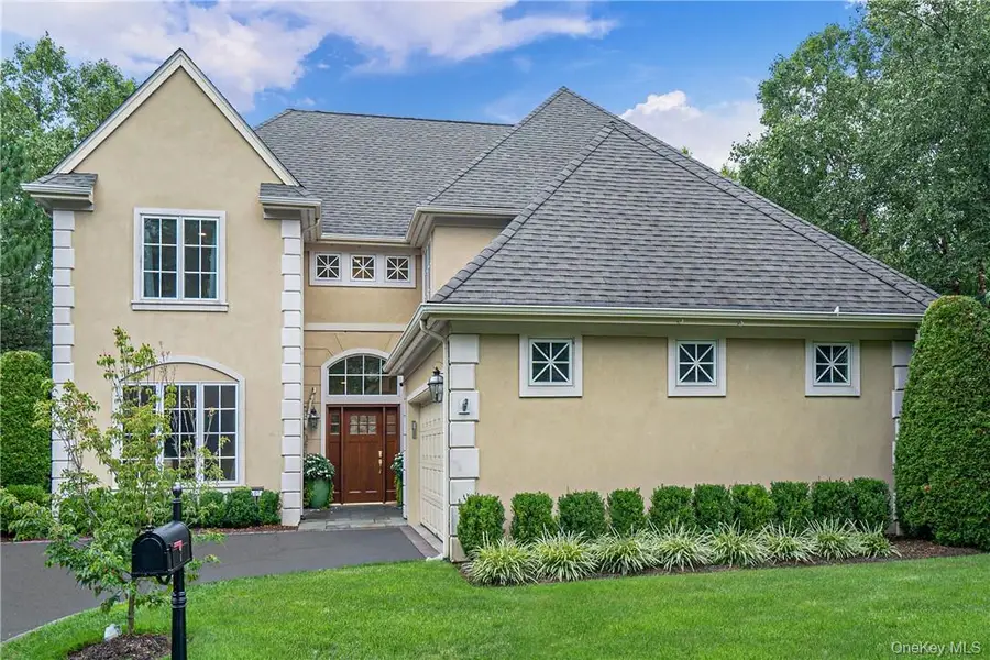 7 Stony Gate Oval, New Rochelle, NY 10804 - Image #2