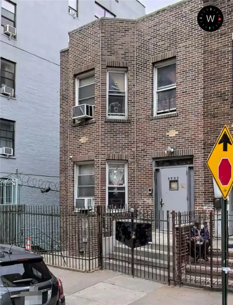 2017 Walton Avenue, Bronx, NY 10453 - #2