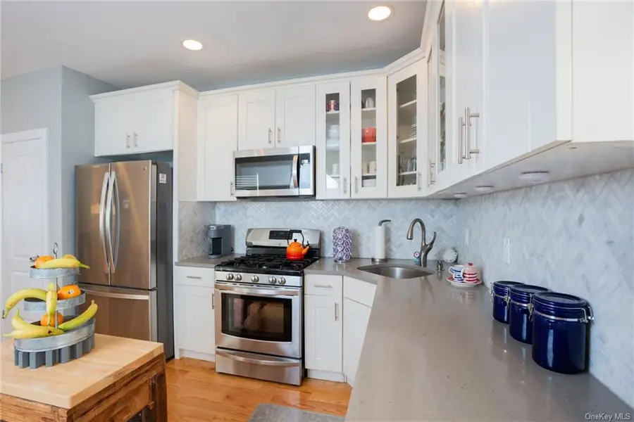 360 W 262nd Street, Bronx, NY 10471 - #3