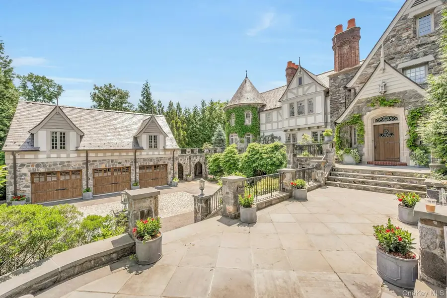 19 Park Drive S, Rye, NY 10580 - #2