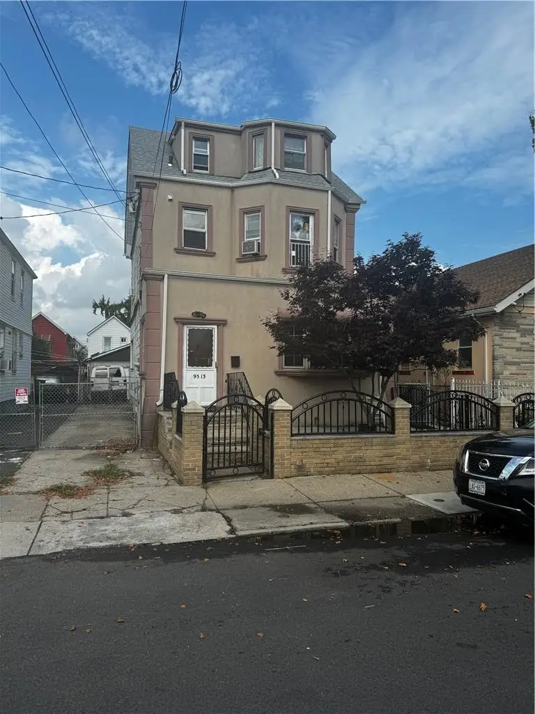 Address Withheld By Seller, South Richmond Hill, NY 11419 - Image #2