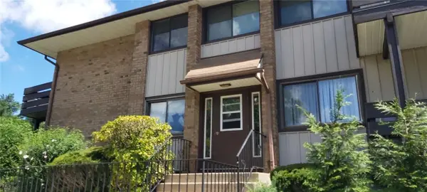 139 Sierra Vista Lane, Valley Cottage, NY 10989