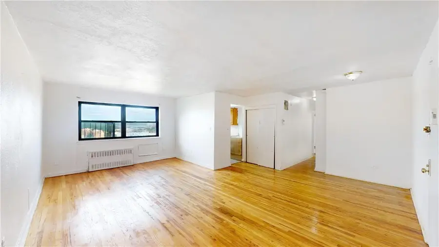 2545 Sedgwick Avenue #7B, Bronx, NY 10468 - Image #2