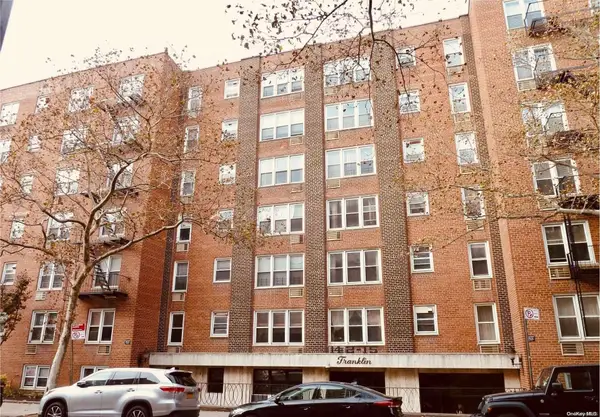 142-15 Franklin Avenue #3J, Flushing, NY 11355