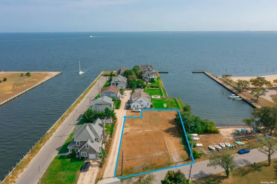 17 S Bay Court, Brightwaters, NY 11718 - #2