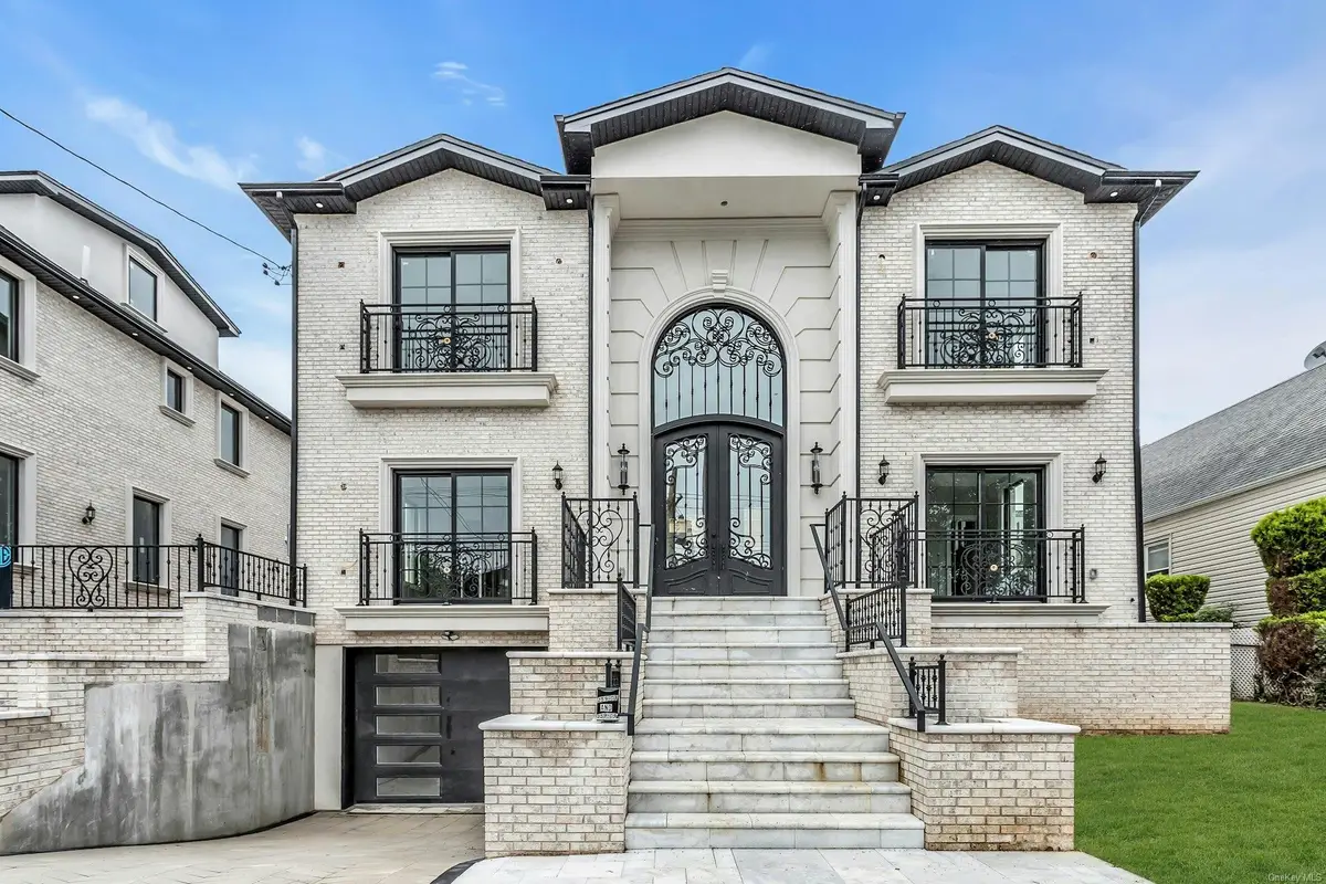 259-09 81st Avenue, Glen Oaks, NY 11004 - Image #1