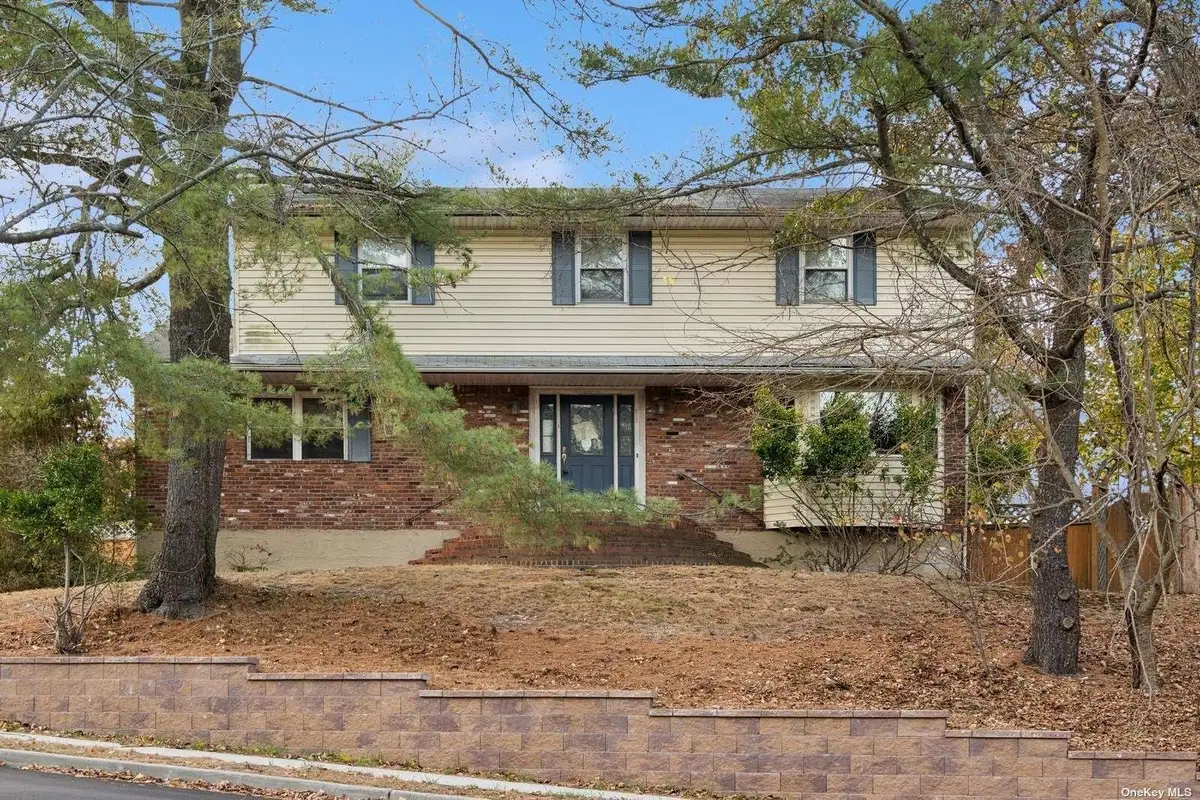 1 Squire Lane, Kings Park, NY 11754 - #1