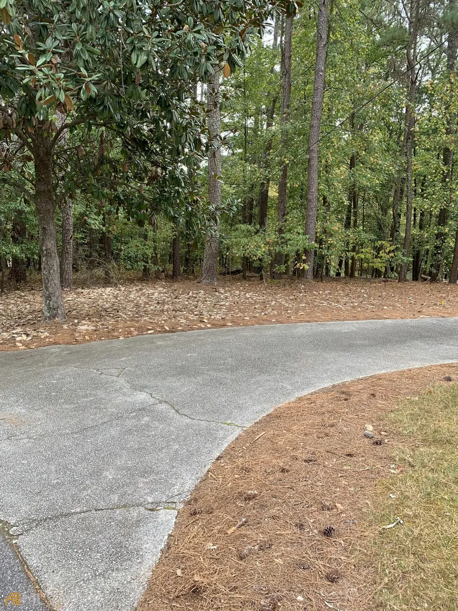 4596 Lenora Church Road, Snellville, GA 30039 - Image #2