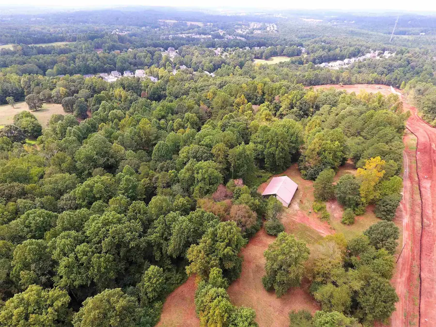 1661 Friendship Road, Hoschton, GA 30548 - #3