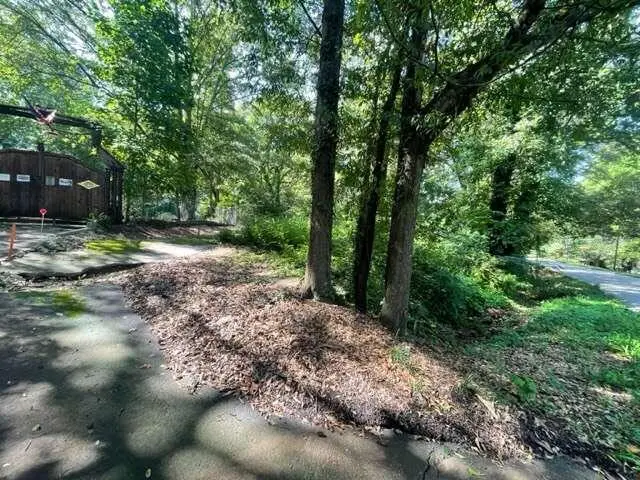 811 Sheppard Road, Stone Mountain, GA 30083 - #3