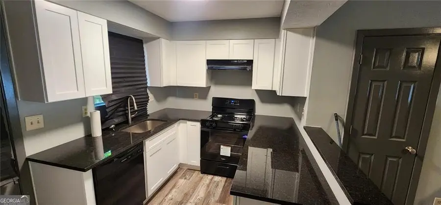 486 Prince Of Wales, Stone Mountain, GA 30083 - #2