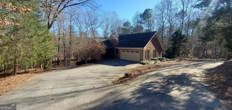 1030 Lake Haynes Drive Ne, Conyers, GA 30012 - Image #2