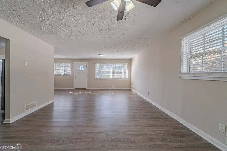 491 Elbridge Drive Nw, Atlanta, GA 30318 - Image #2