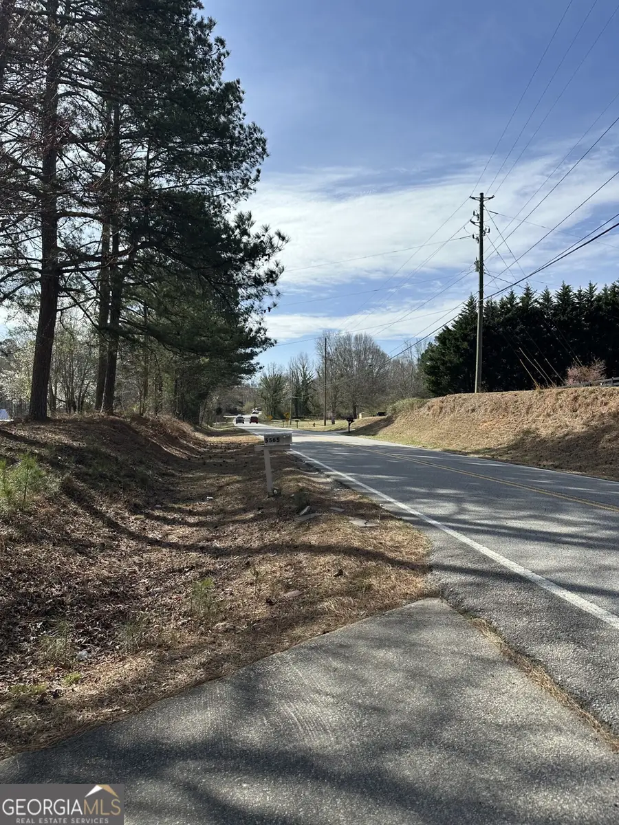 5565 Hog Mountain Road, Flowery Branch, GA 30542 - Image #3