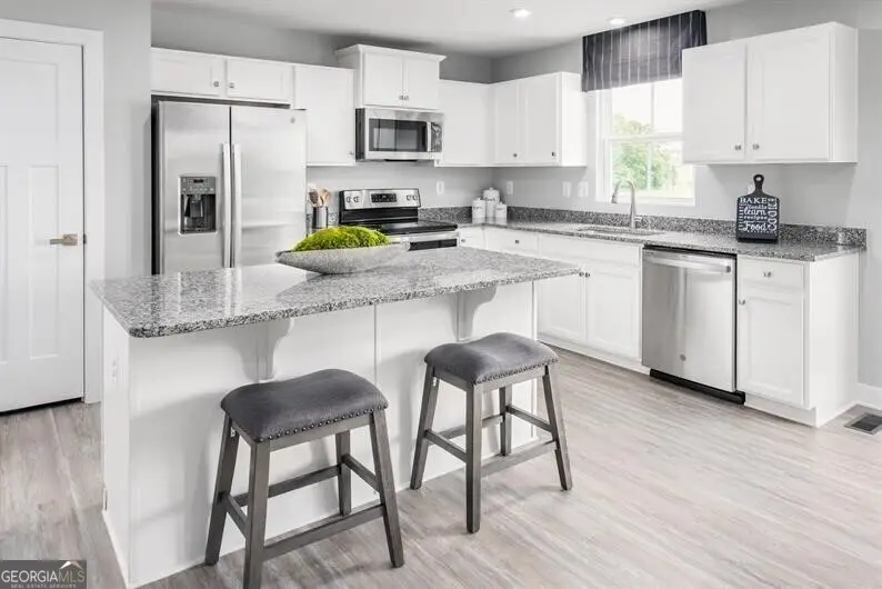 162 Oakleigh Court, Calhoun, GA 30701 - Image #2