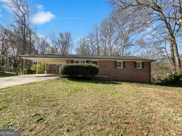 3686 Sweetbriar Circle, Lithia Springs, GA 30122