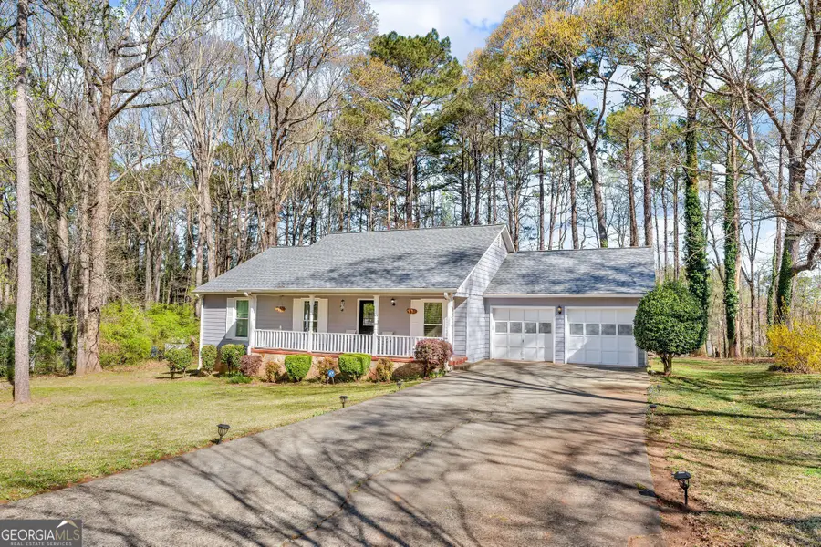 8698 Twin Oaks Drive, Jonesboro, GA 30236 - Image #2