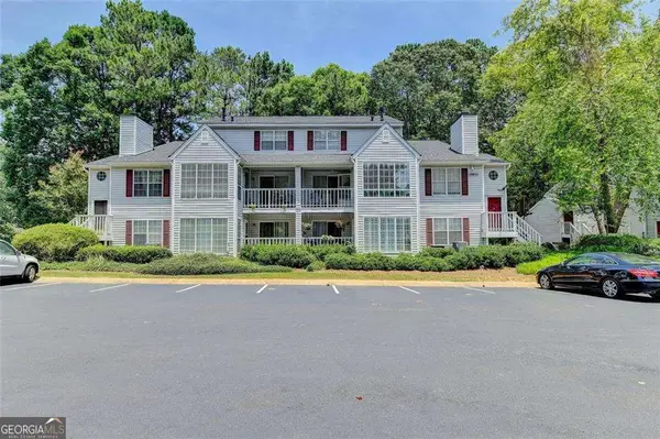 518 Glenleaf Drive, Peachtree Corners, GA 30092