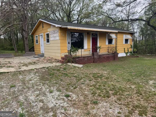 6127 Pinegrove Road, Riverdale, GA 30274