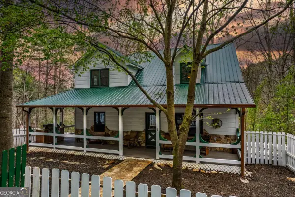 2037 Newport Drive, Ellijay, GA 30540