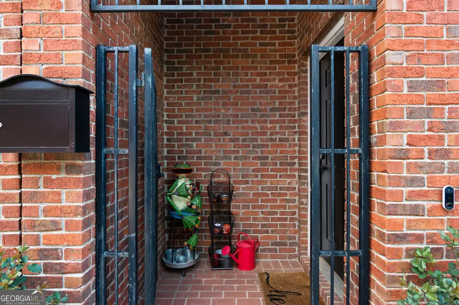 230 Bradberry Street Sw #9, Atlanta, GA 30313 - Image #3