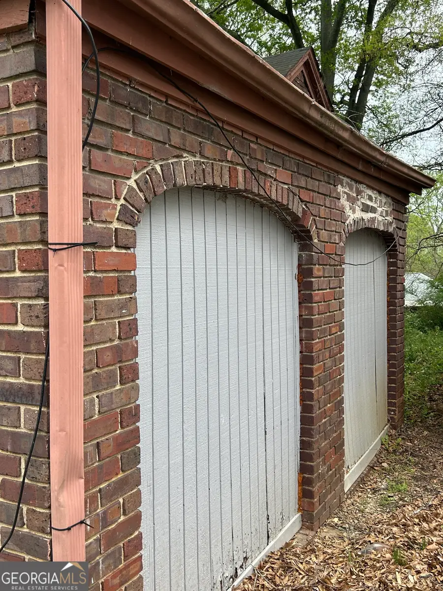 250 Mathewson Place Sw, Atlanta, GA 30314 - Image #2