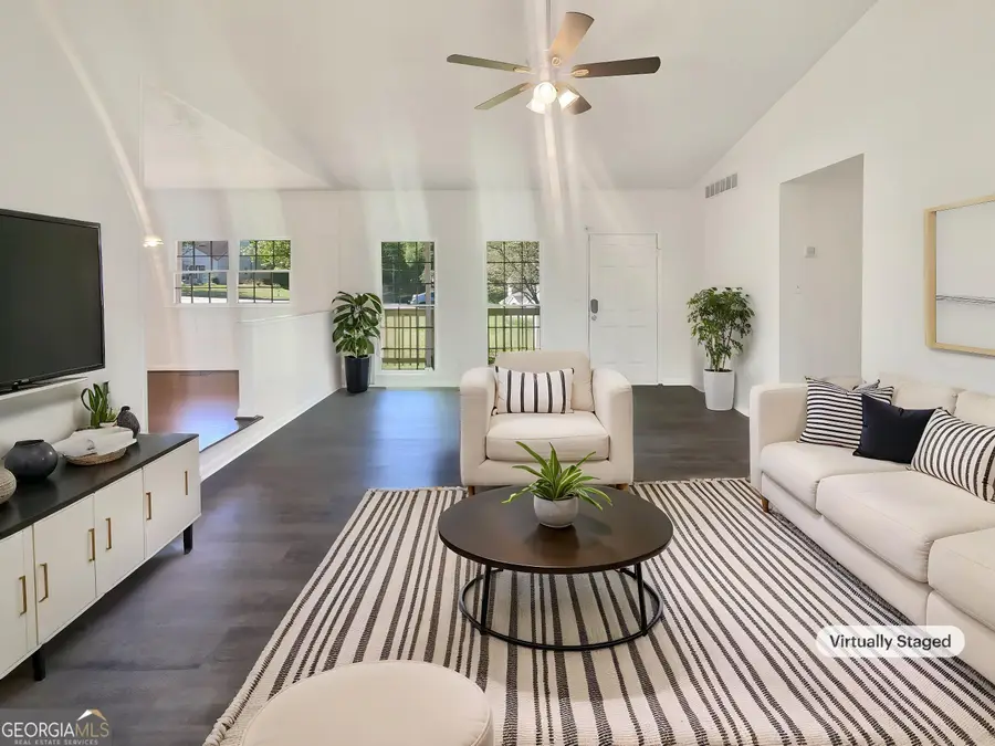 294 Farm Ridge Drive Ne, Woodstock, GA 30188 - Image #2