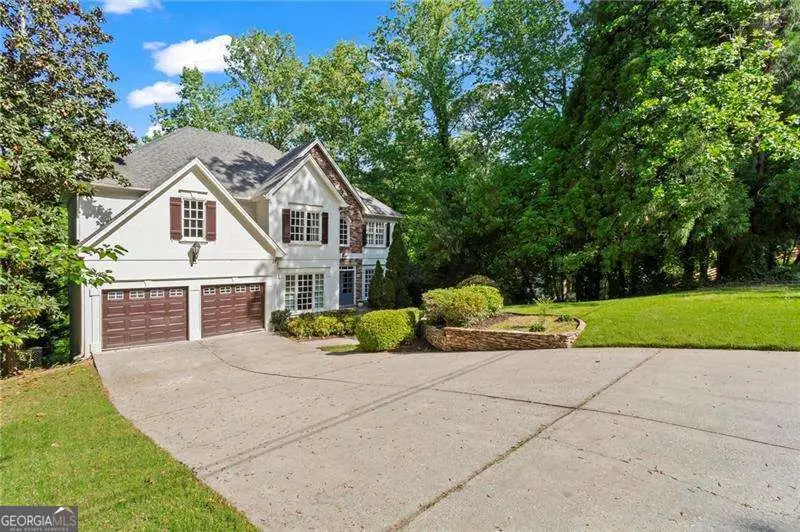 1169 Dawn View Lane Nw, Atlanta, GA 30327 - Image #2