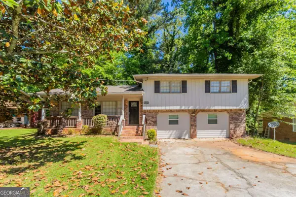 802 San Miguel Drive, Stone Mountain, GA 30083