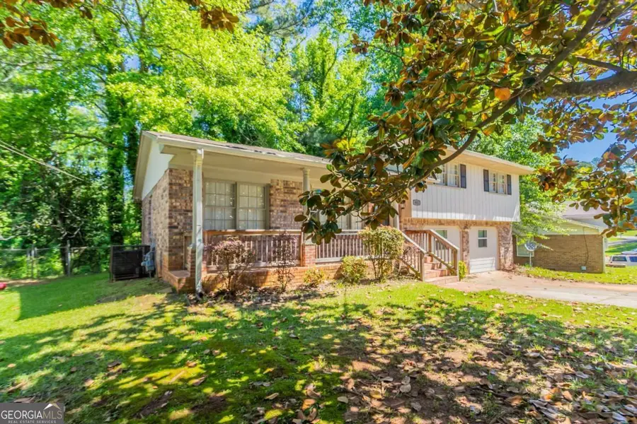 802 San Miguel Drive, Stone Mountain, GA 30083 - Image #3