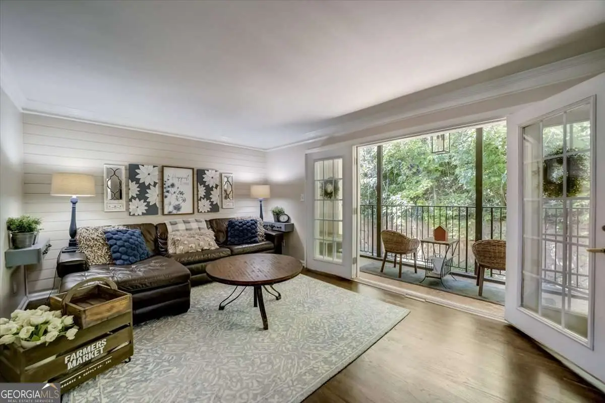 311 Peachtree Hills Avenue Ne #10C, Atlanta, GA 30305 - Image #1
