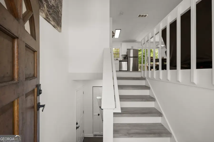 6262 Laurel Wood Trail, Flowery Branch, GA 30542 - Image #3