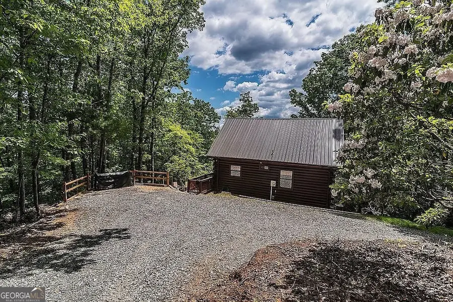 137 Ascherman Court, Blue Ridge, GA 30513 - Image #3