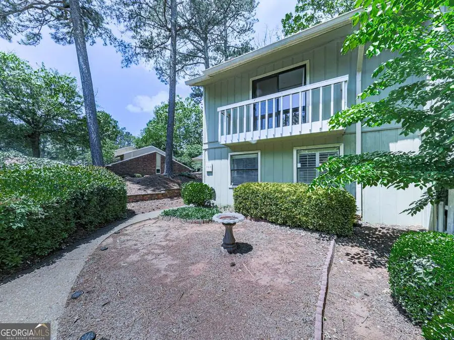 708 Hanover Lane Se, Marietta, GA 30067 - Image #2
