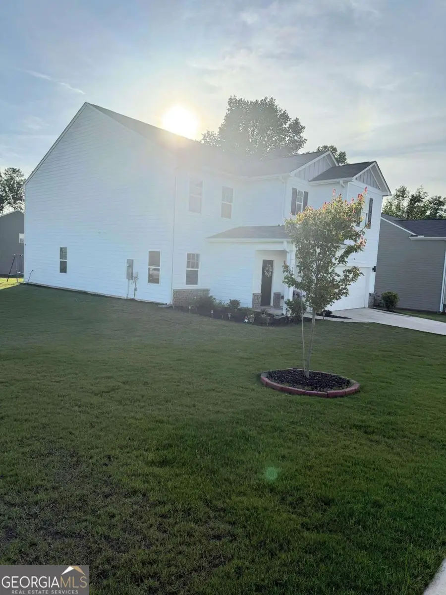 189 Bentwater Way, Hoschton, GA 30548 - Image #2