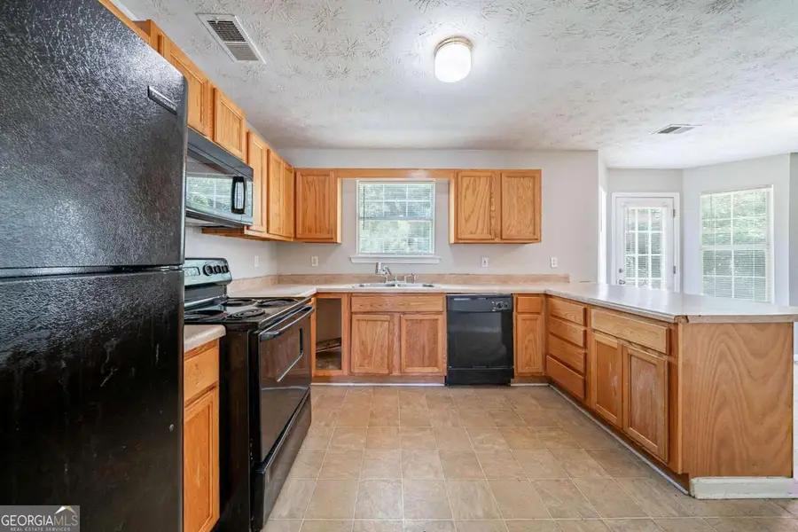 3283 Sugar Creek Falls Avenue Se, Atlanta Decatur, GA 30316 - Image #2