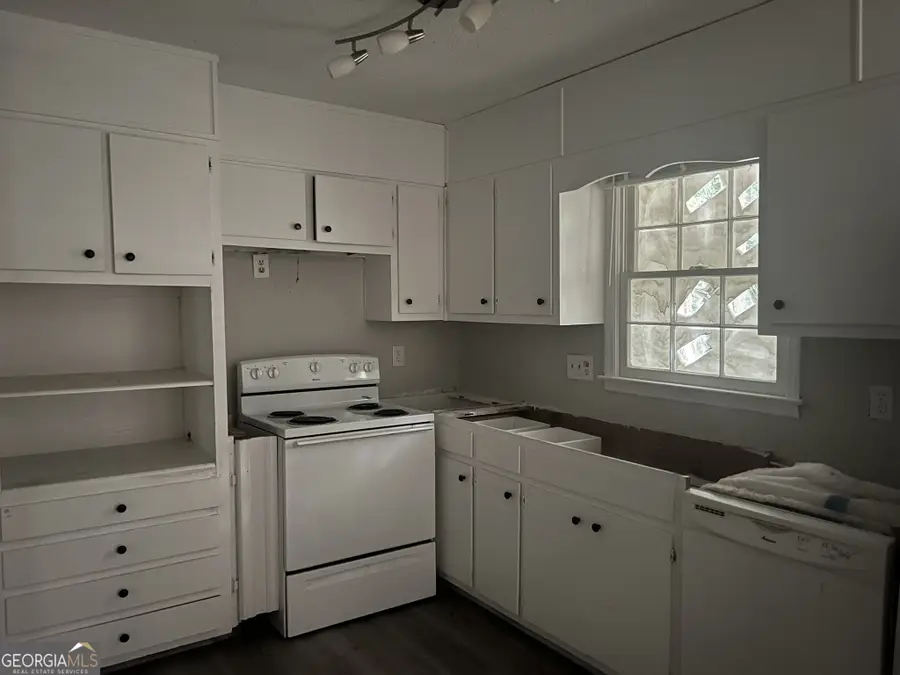 971 Canyon Trail Sw, Marietta, GA 30060 - Image #3