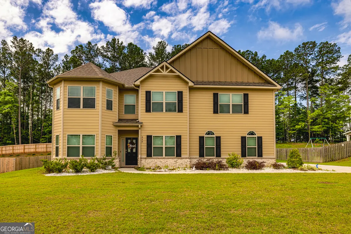 220 Calebee Avenue, Senoia, GA 30276 - Image #1