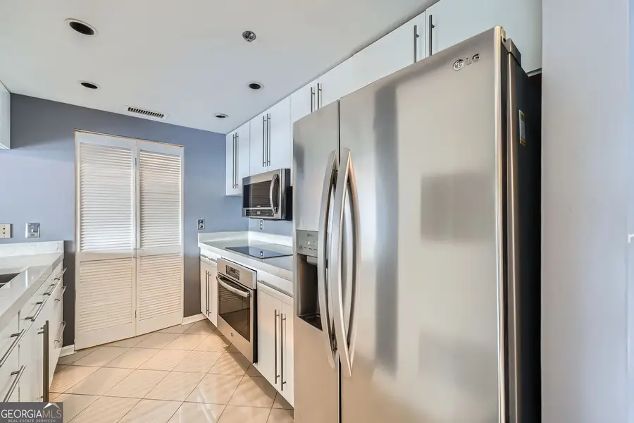 3481 Lakeside Drive Ne #1107, Atlanta, GA 30326 - Image #2