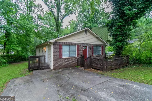 2045 Scarbrough Drive, Stone Mountain, GA 30088