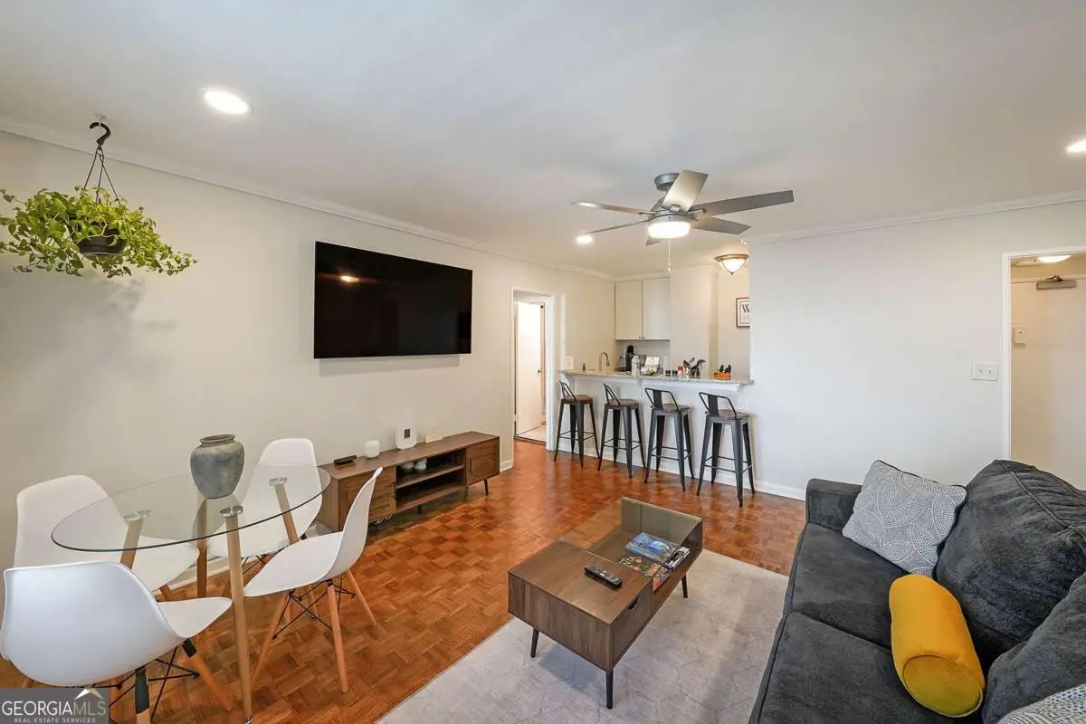 300 Peachtree Street Ne #14H, Atlanta, GA 30308 - Image #1